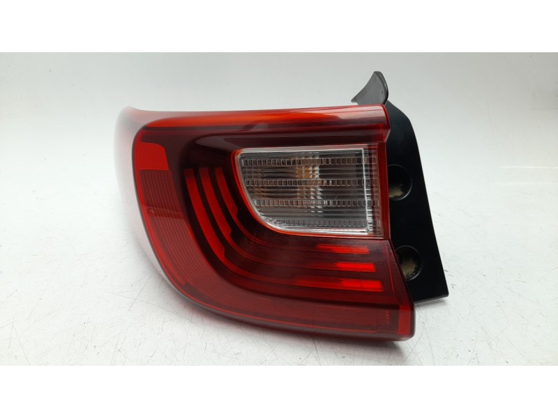 Recambio de piloto trasero izquierdo para kia stonic (yb) 1.0 t-gdi referencia OEM IAM  92401H8500 