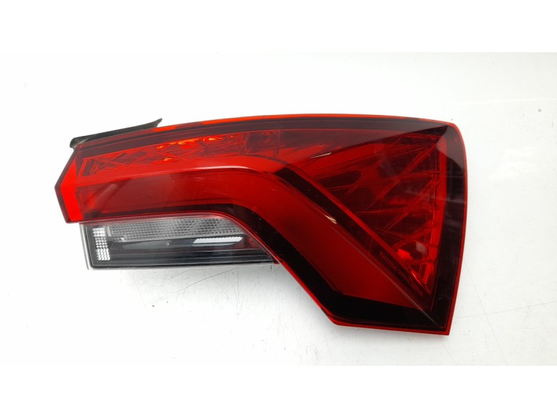 Recambio de piloto trasero derecho para skoda scala (nw1) 1.6 tdi referencia OEM IAM  657945208 