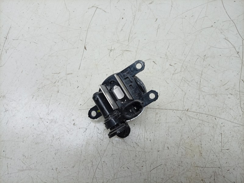 Recambio de faro antiniebla derecho para dacia bigster referencia OEM IAM  261506775R 