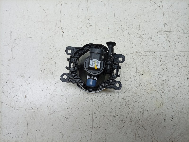 Recambio de faro antiniebla derecho para dacia sandero iii 1.0 tce 90 eco-g referencia OEM IAM  261500097R 10119960006 / ME30944