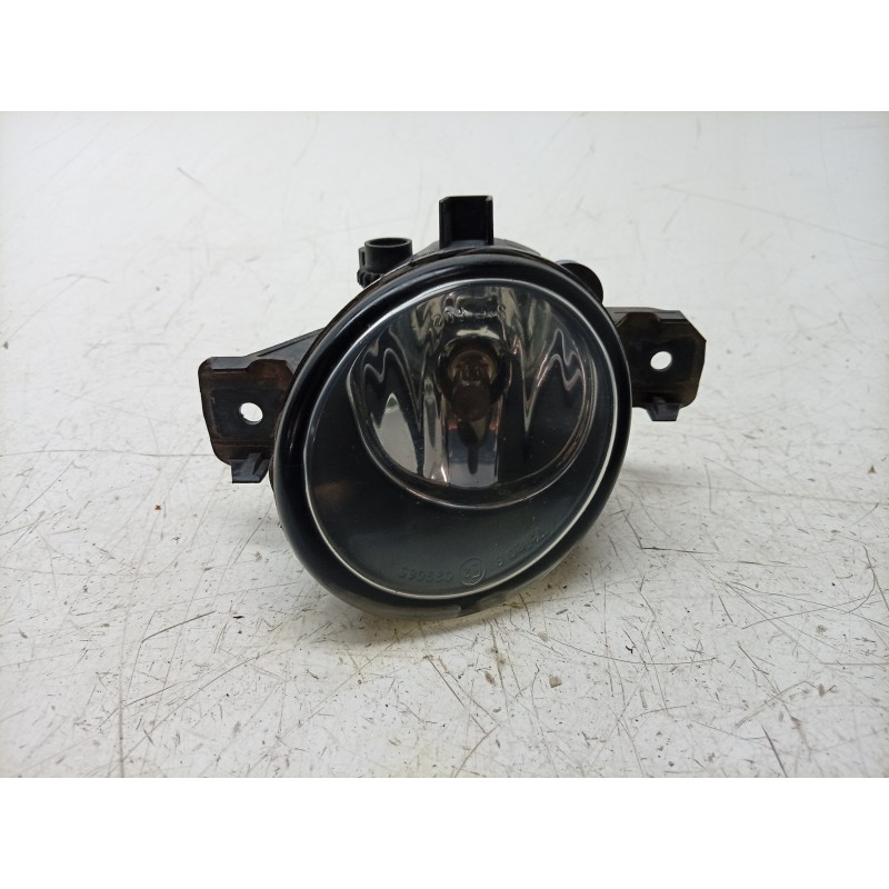 Recambio de faro antiniebla derecho para renault clio iii (br0/1, cr0/1) 1.5 dci (br17, cr17) referencia OEM IAM  8200002470 