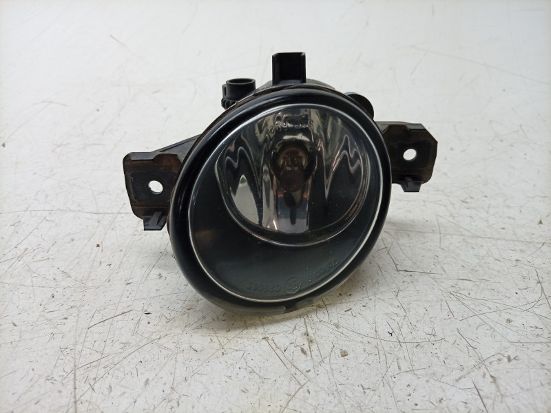 Recambio de faro antiniebla derecho para renault clio iii (br0/1, cr0/1) 1.5 dci (br17, cr17) referencia OEM IAM  8200002470 