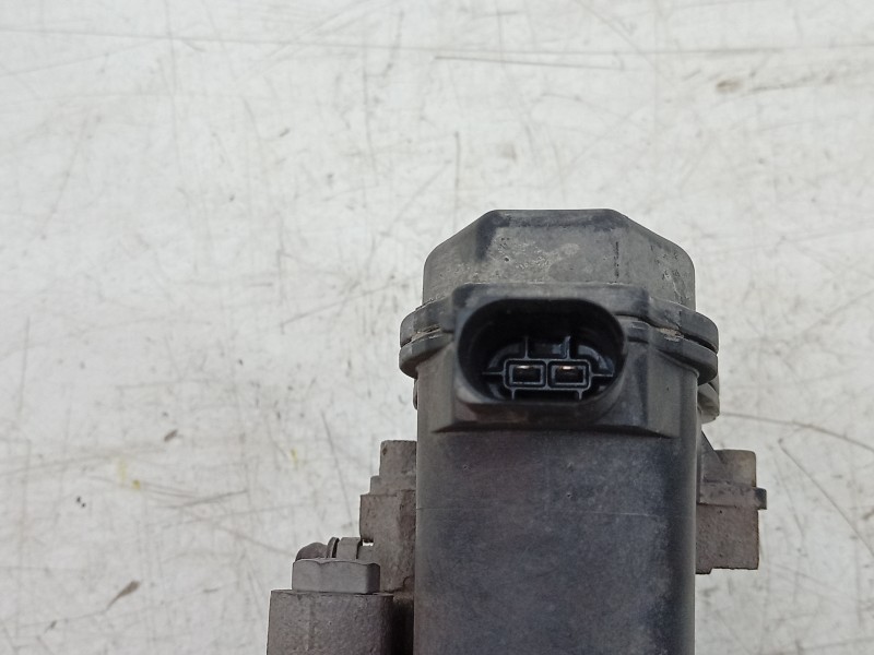 Recambio de pinza de freno trasera derecha para land rover range rover evoque (l538) 2.0 4x4 referencia OEM IAM  32337647 