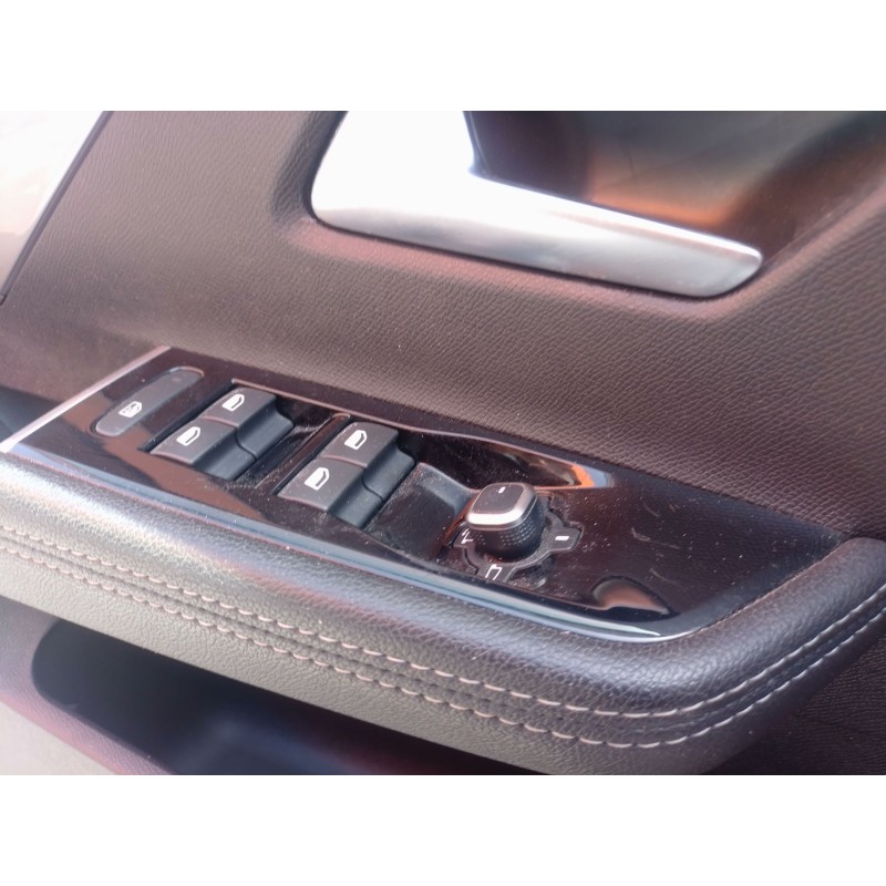 Recambio de mando elevalunas delantero izquierdo para opel astra l (ov5) 1.2 (fphnsl, fphnsr) referencia OEM IAM   