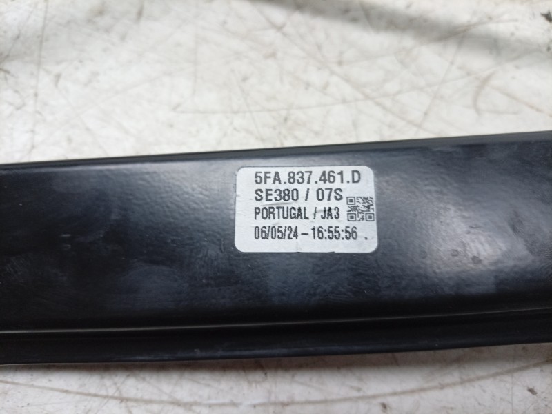 Recambio de elevalunas delantero izquierdo para seat leon (kl1, klg) 1.0 tsi referencia OEM IAM  5FA837461D 
