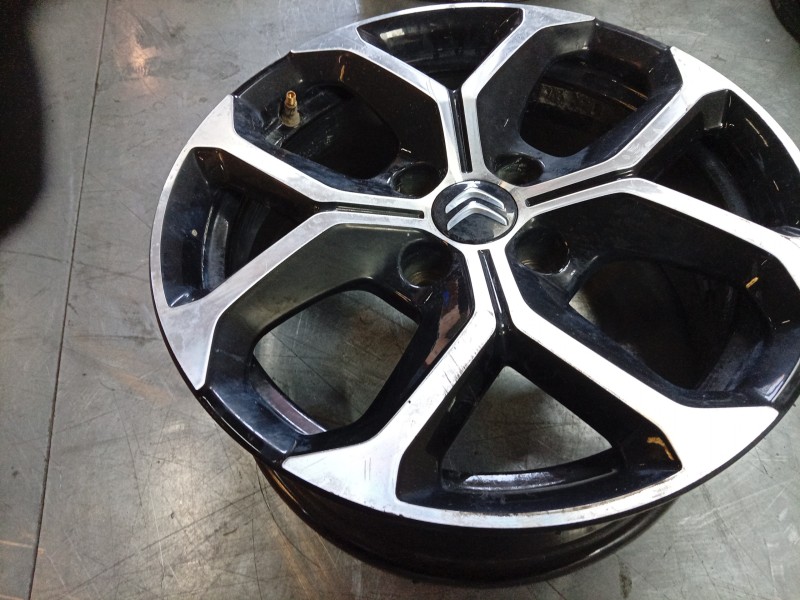 Recambio de llanta para citroën c3 aircross ii (2r_, 2c_) 1.5 bluehdi 110 referencia OEM IAM  YQ00936980 