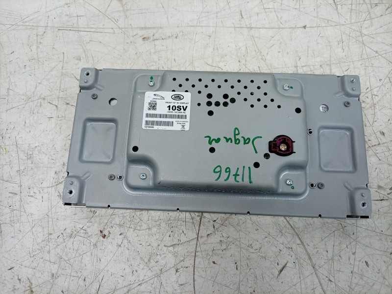 Recambio de pantalla multifuncion para jaguar e-pace first edition referencia OEM IAM C2D56665 GX6319C299AE 
