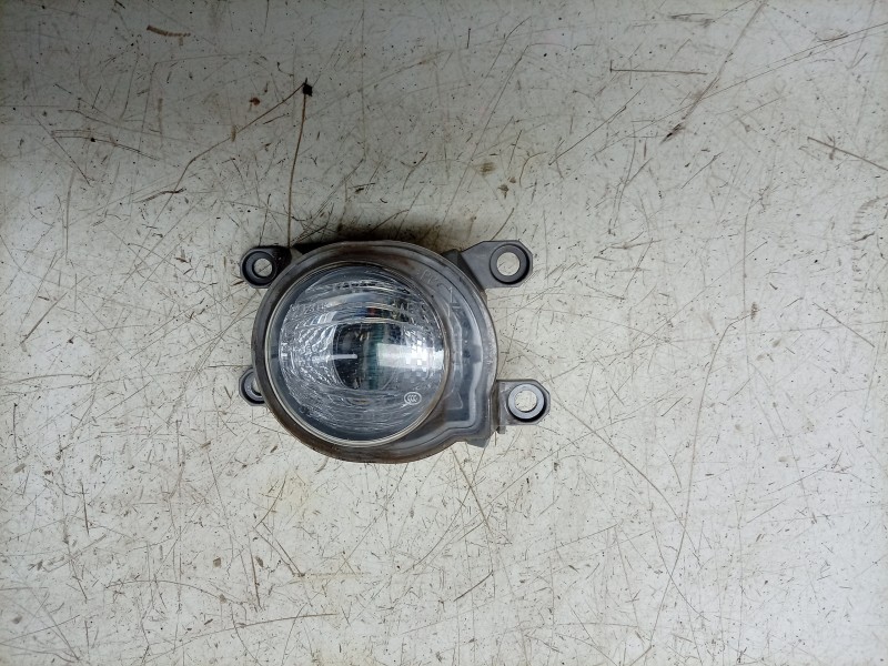 Recambio de faro antiniebla derecho para toyota corolla sedán (_e21_) 1.8 vvti hybrid (zwe211, mzea12) referencia OEM IAM  81211