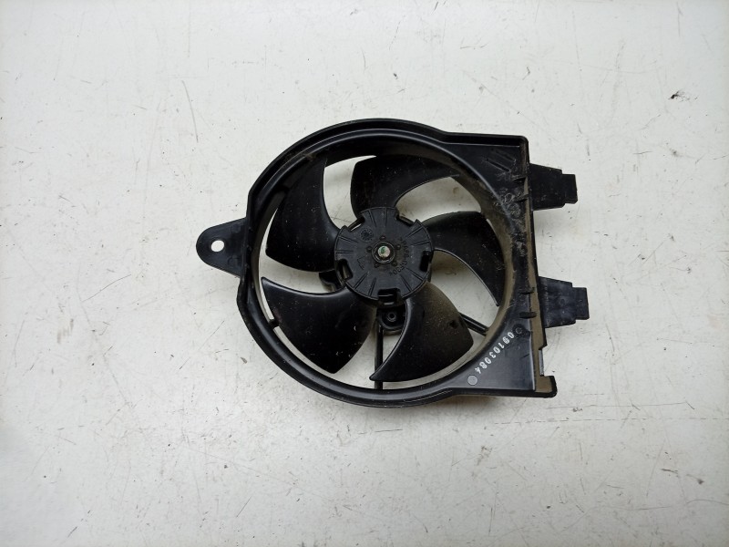 Recambio de electroventilador para bmw f 900 gs adventure 895 cm3 referencia OEM IAM  17115B33728 