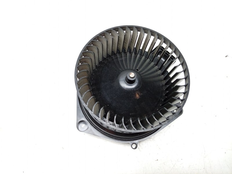 Recambio de ventilador calefaccion para bmw x4 (g02, f98) xdrive 20 d mild-hybrid referencia OEM IAM  64119382861 