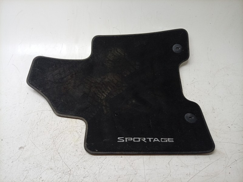 Recambio de juego alfombrillas para kia sportage iv (ql, qle) 1.6 gdi referencia OEM IAM  R2143ADE00 