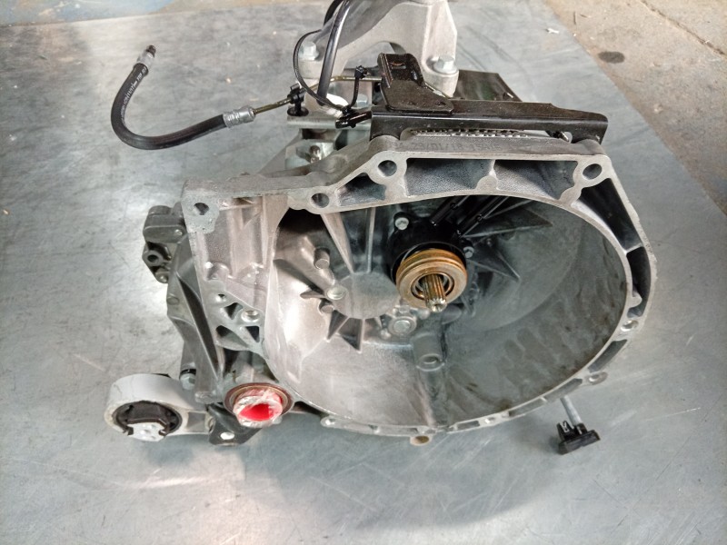 Recambio de caja cambios para ford transit courier b460 furgón/monospace 1.5 tdci referencia OEM IAM  2067971 
