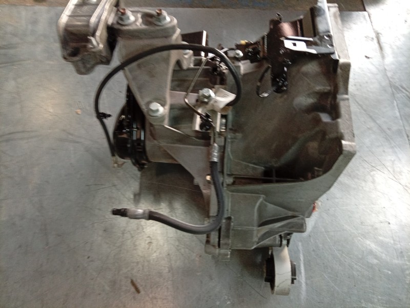 Recambio de caja cambios para ford transit courier b460 furgón/monospace 1.5 tdci referencia OEM IAM  2067971 