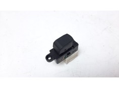 MANDO ELEVALUNAS TRASERO IZQUIERDO 3799568L00000 