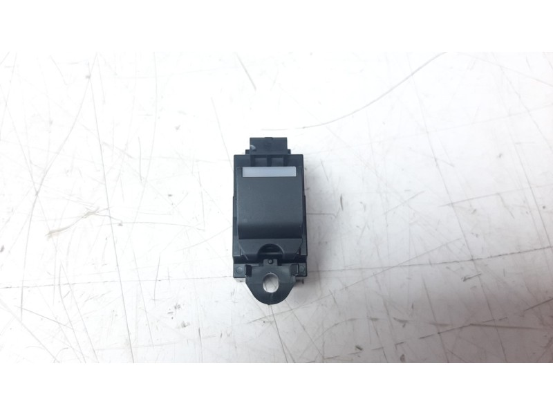 Recambio de mando elevalunas trasero izquierdo para land rover range rover evoque referencia OEM IAM FK7114717AB  