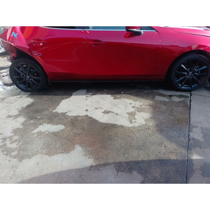 Recambio de estribos laterales para mazda 3 hatchback (bp) 2.0 skyactiv-g m hybrid referencia OEM IAM   