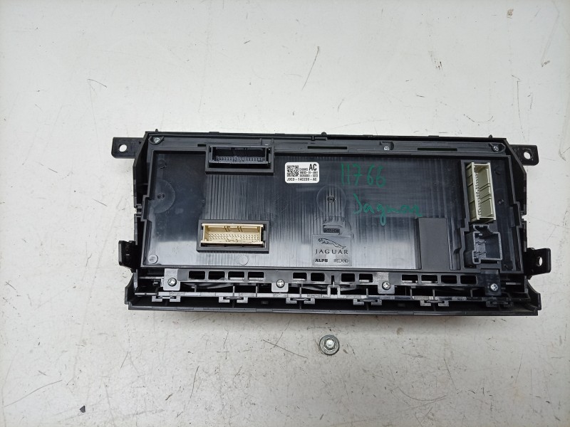 Recambio de mando climatizador para jaguar e-pace first edition referencia OEM IAM  J9C314C239AC 