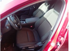 ASIENTO DELANTERO IZQUIERDO 