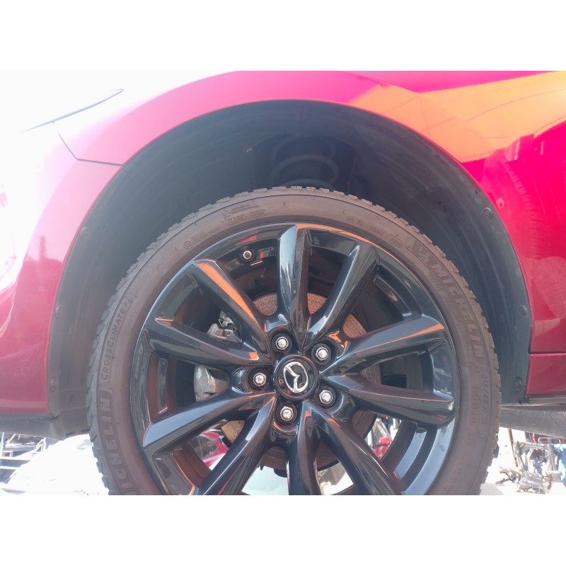 Recambio de paso rueda delantero izquierdo para mazda 3 hatchback (bp) 2.0 skyactiv-g m hybrid referencia OEM IAM   