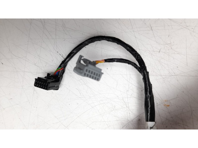 Recambio de retrovisor izquierdo para dacia bigster referencia OEM IAM  963027443R 