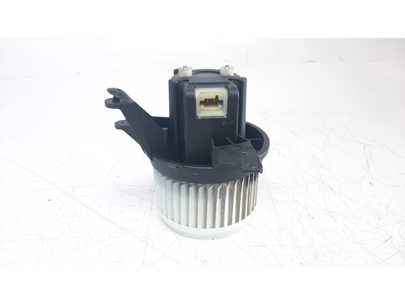 Recambio de ventilador calefaccion para jeep renegade 1.0 t-gdi cat referencia OEM IAM 5T5930100 68266039AA 