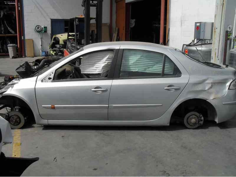 renault laguna ii (bg0) del año 2001