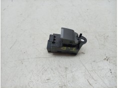 MANDO ELEVALUNAS TRASERO DERECHO GJ3214717AA 