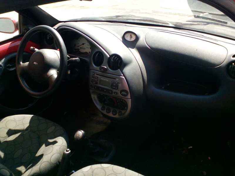 ford ka (ccq) del año 2004