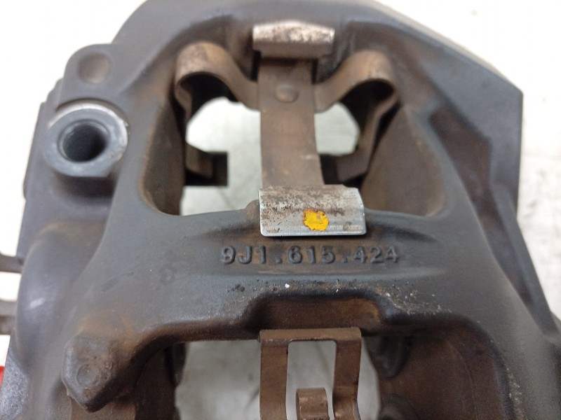 Recambio de pinza de freno trasera derecha para porsche taycan (y1a) 4s referencia OEM IAM  9J1615424 