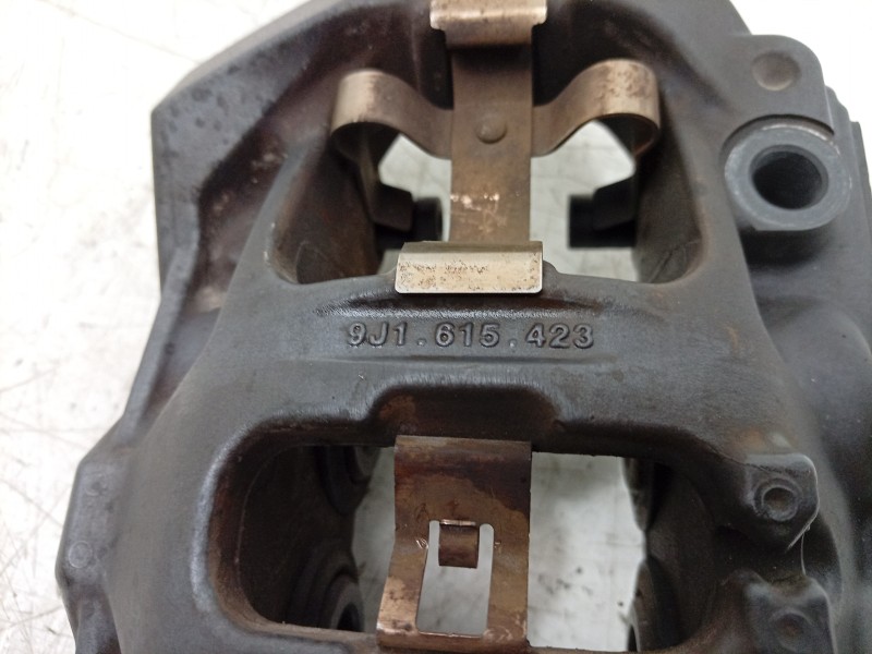 Recambio de pinza de freno trasera izquierda para porsche taycan (y1a) 4s referencia OEM IAM 9J1615403AA 9J1615423 