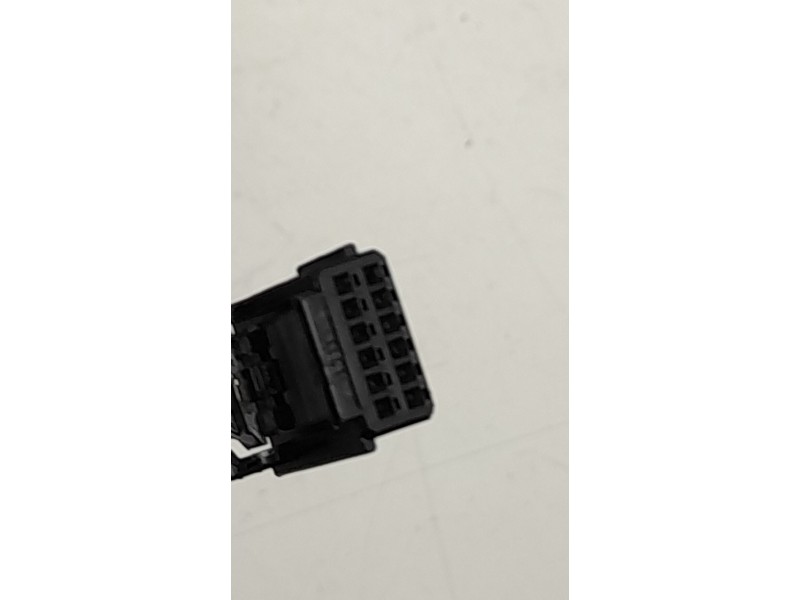 Recambio de retrovisor derecho para renault captur ii (hf_) 1.0 tce 90 eco-g (hfm6) referencia OEM IAM  963019773R 5750310/57503