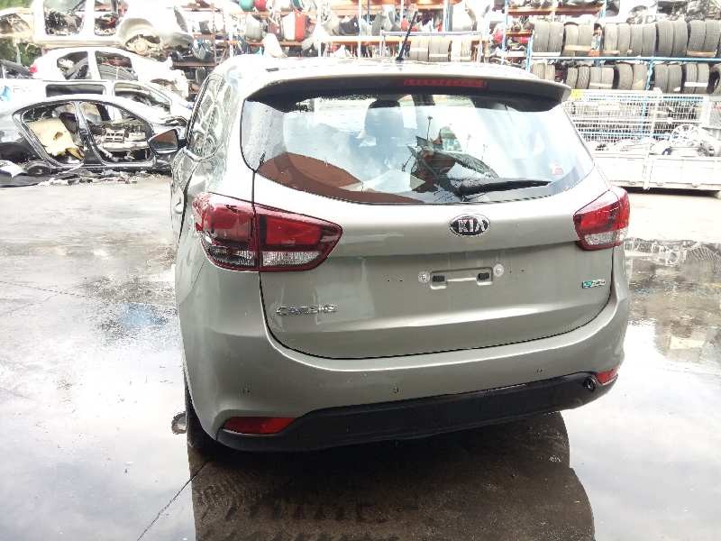 kia carens ( ) del año 2017