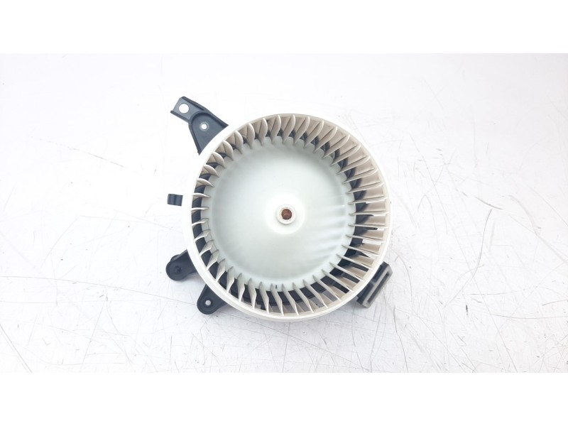 Recambio de ventilador calefaccion para jeep renegade 1.0 t-gdi cat referencia OEM IAM 5T5930100 68266039AA 