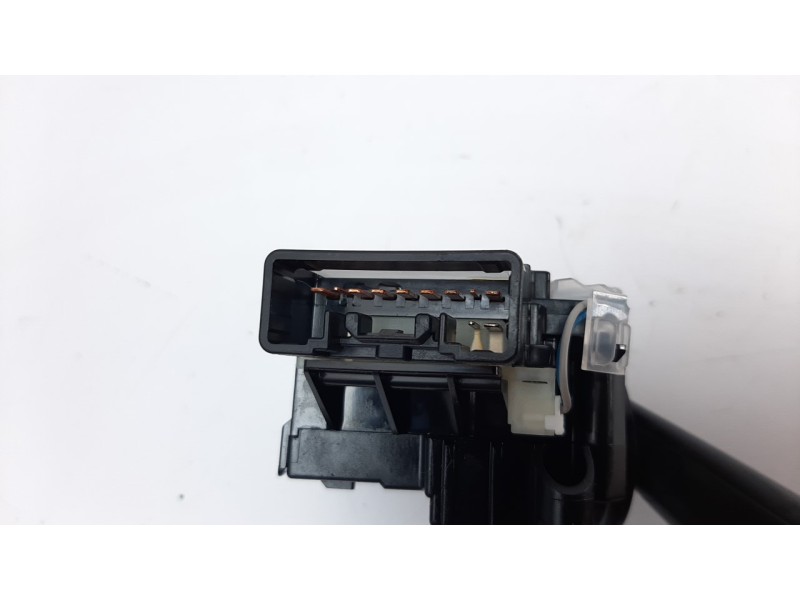 Recambio de mando intermitentes para suzuki vitara 1.6 ddis comfort 4x4 referencia OEM IAM 3721061M50  