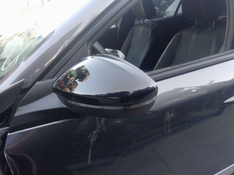 Recambio de retrovisor izquierdo para peugeot 2008 ii (ud_, us_, uy_, uj_, ur_, uc_) 1.2 puretech 100 referencia OEM IAM   
