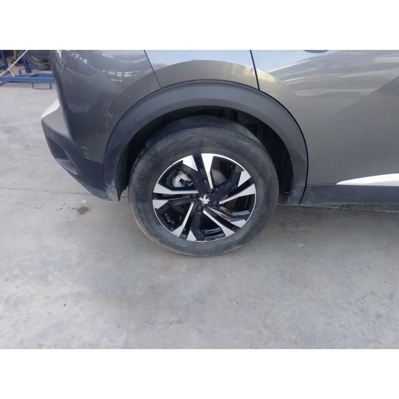 Recambio de llanta para peugeot 2008 ii (ud_, us_, uy_, uj_, ur_, uc_) 1.2 puretech 100 referencia OEM IAM   
