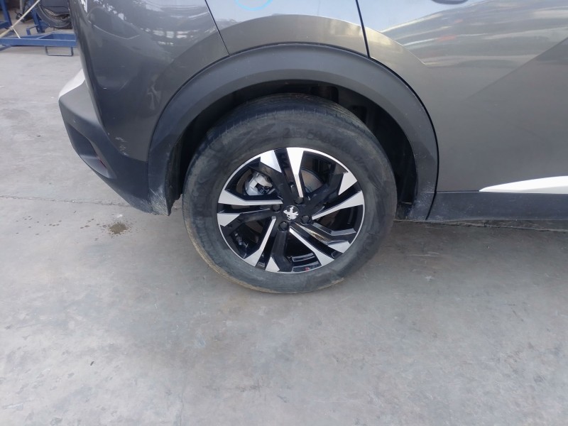 Recambio de llanta para peugeot 2008 ii (ud_, us_, uy_, uj_, ur_, uc_) 1.2 puretech 100 referencia OEM IAM   