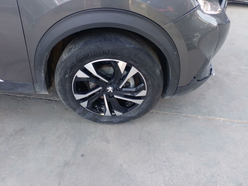 Recambio de llanta para peugeot 2008 ii (ud_, us_, uy_, uj_, ur_, uc_) 1.2 puretech 100 referencia OEM IAM   