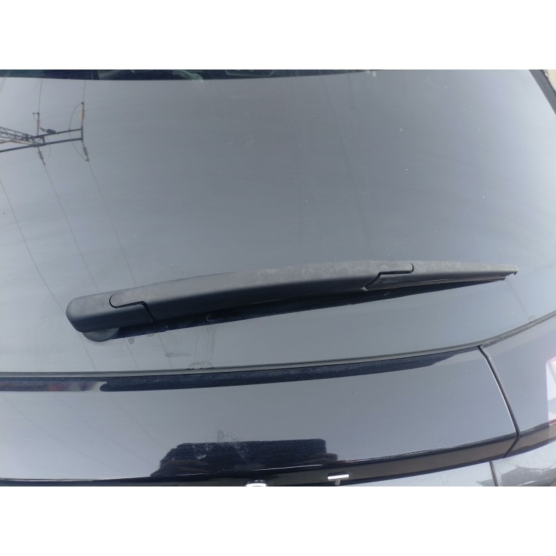 Recambio de brazo limpia trasero para peugeot 2008 ii (ud_, us_, uy_, uj_, ur_, uc_) 1.2 puretech 100 referencia OEM IAM   