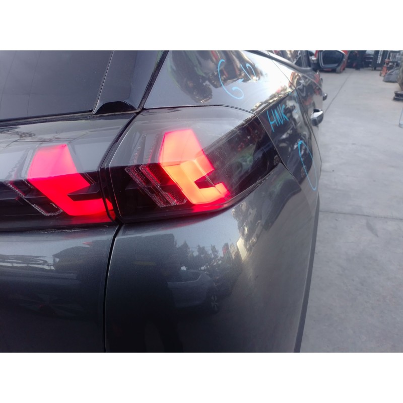 Recambio de piloto trasero derecho para peugeot 2008 ii (ud_, us_, uy_, uj_, ur_, uc_) 1.2 puretech 100 referencia OEM IAM   