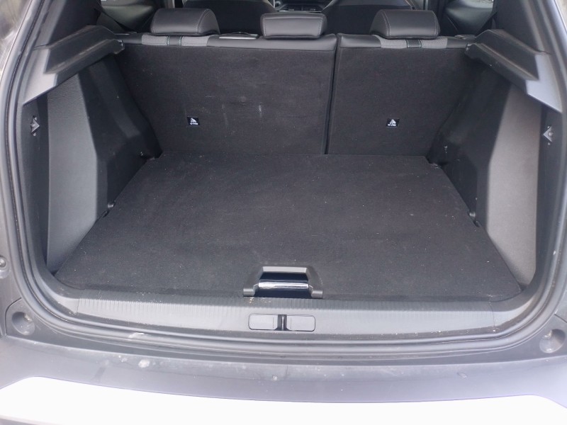 Recambio de alfombra maletero para peugeot 2008 ii (ud_, us_, uy_, uj_, ur_, uc_) 1.2 puretech 100 referencia OEM IAM   