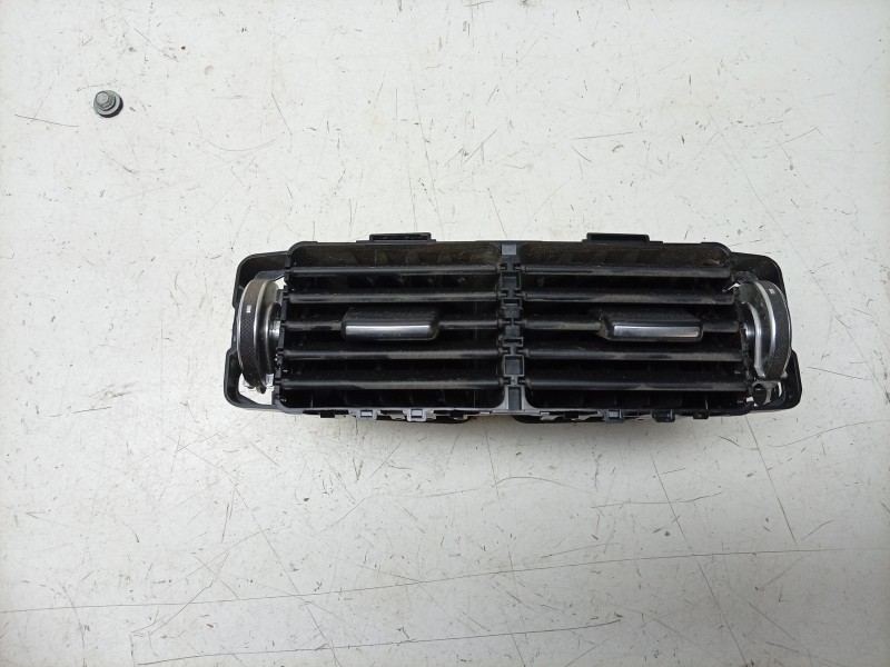 Recambio de rejilla aireadora para jaguar e-pace first edition referencia OEM IAM  GJ32014A22AA 