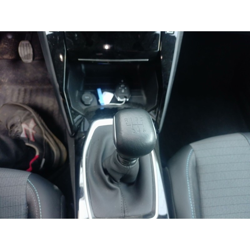Recambio de palanca cambio para peugeot 2008 ii (ud_, us_, uy_, uj_, ur_, uc_) 1.2 puretech 100 referencia OEM IAM   