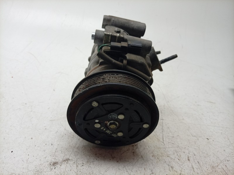 Recambio de compresor aire acondicionado para ford transit courier b460 furgón/monospace 1.5 tdci referencia OEM IAM  E3B119D629