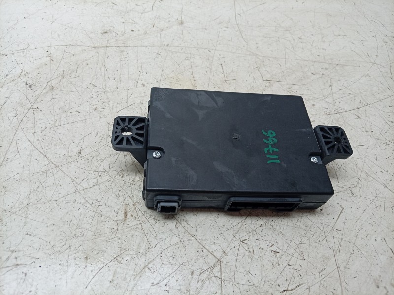 Recambio de modulo electronico para jaguar e-pace first edition referencia OEM IAM  J9C319H440 