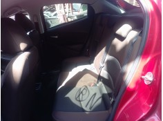 Recambio de juego asientos completo para mazda 2 hatchback (dl, dj) 1.5 skyactiv-g referencia OEM IAM    2