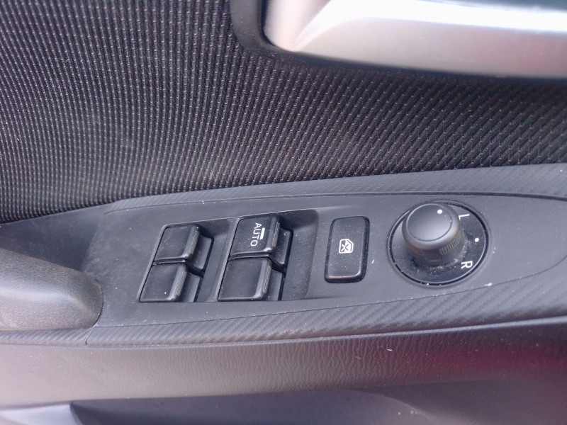 Recambio de mando elevalunas delantero izquierdo para mazda 2 hatchback (dl, dj) 1.5 skyactiv-g referencia OEM IAM   
