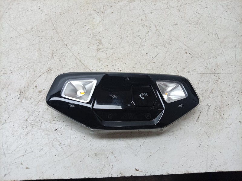 Recambio de luz interior para bmw 1 118 d f70 referencia OEM IAM  5A9B4B9 