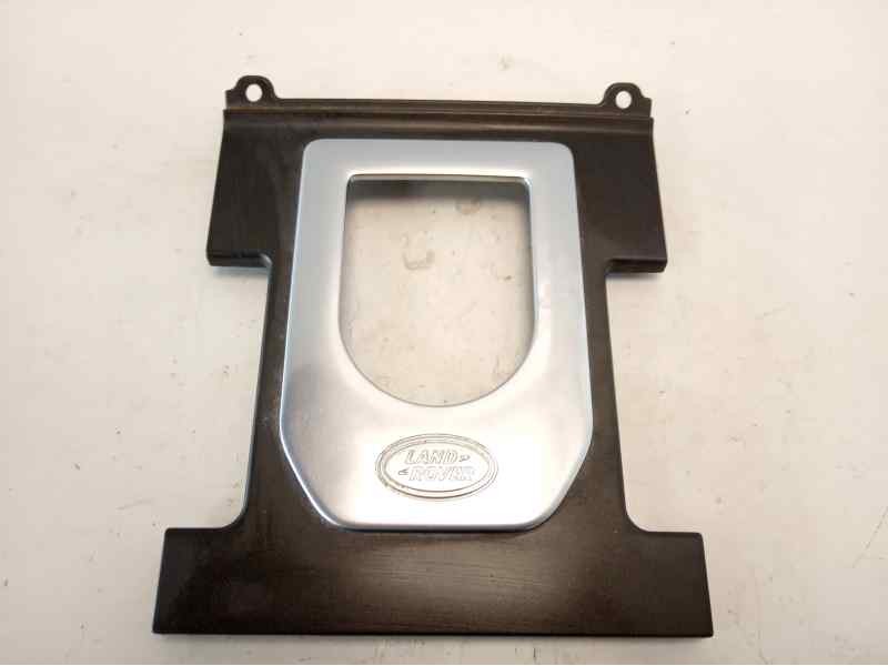 Recambio de moldura para land rover discovery 4 tdv6 se referencia OEM IAM CH22045H92  