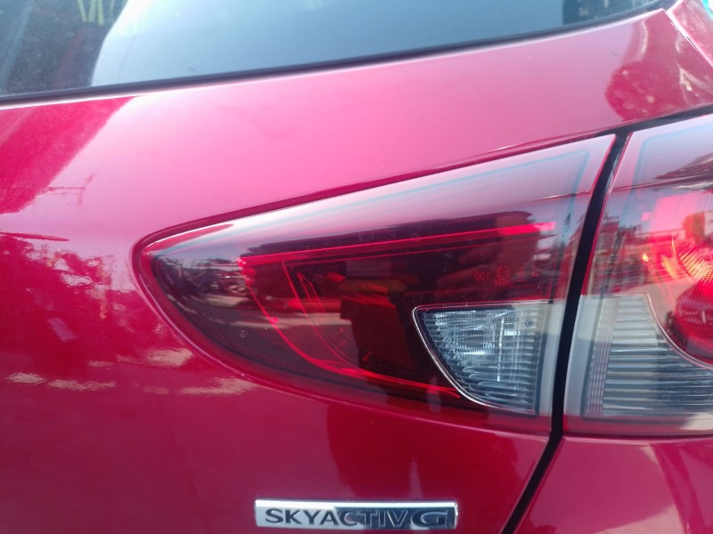 Recambio de piloto trasero derecho interior para mazda 2 hatchback (dl, dj) 1.5 skyactiv-g referencia OEM IAM   